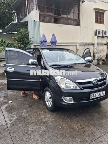 Toyota Innova G 2006 màu đen, 175.000 km