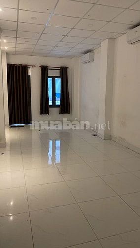 Cho thuê nhà mặt tiền đường Nguyên Hồng quận Bình Thạnh