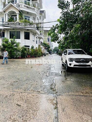 bán nhà hẻm xe hơi thông,ngang 5 đẹp,hơn 9 tỷ,Dương Quảng Hàm,Gò Vấp