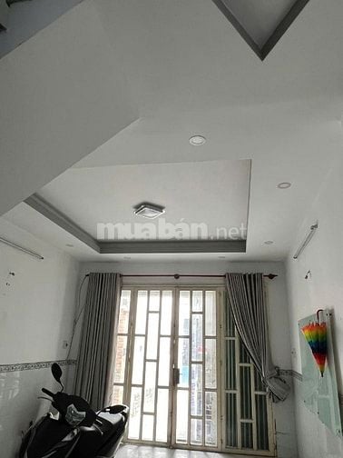 Bán nhà  4mx 12,3m- 2 Tầng đúc BTCT Gần Vincom Nguyễn Xí-khu Thuỷ Lợi 