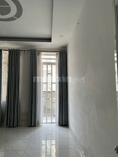 Bán nhà  4mx 12,3m- 2 Tầng đúc BTCT Gần Vincom Nguyễn Xí-khu Thuỷ Lợi 