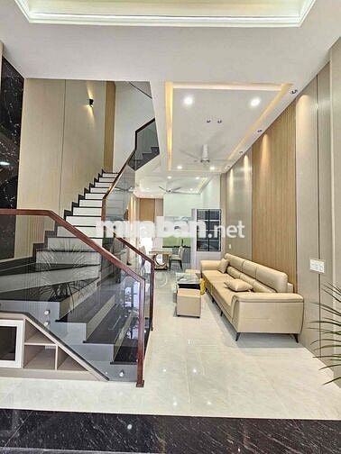 Bán Gấp Nhà Gần Chợ Xuân Thới Thượng,Hoc Môn 60m2-2Tỷ090 SHR