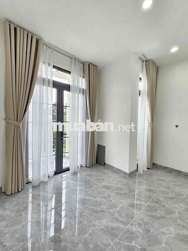 Bán Gấp Nhà Gần Chợ Xuân Thới Thượng,Hoc Môn 60m2-2Tỷ090 SHR