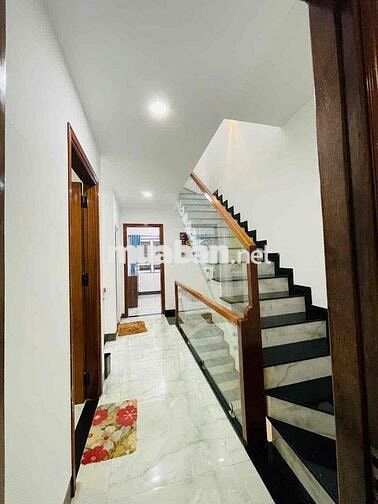 🇻🇳CHO THUÊ NHÀ 3 TẦNG FULL NỘI THẤT HOÀ CƯỜNG