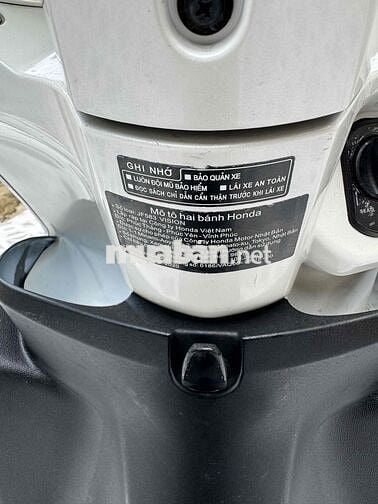 Cần Bán Vision 2020 khoá smatkey 1 chủ mua mới