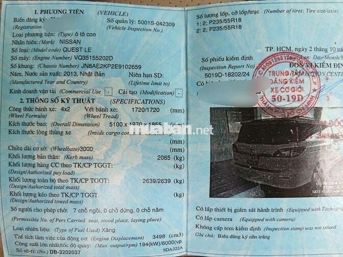 Ô tô Nissan Quest LE 2013 màu trắng