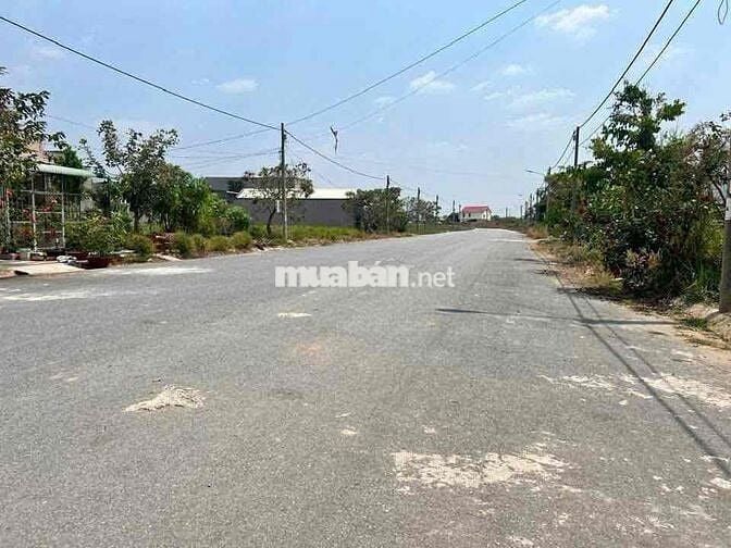 Hot : KDC Tanh yến , đường lớn nhất khu dc Nhựt Chánh Bến Lức Long An