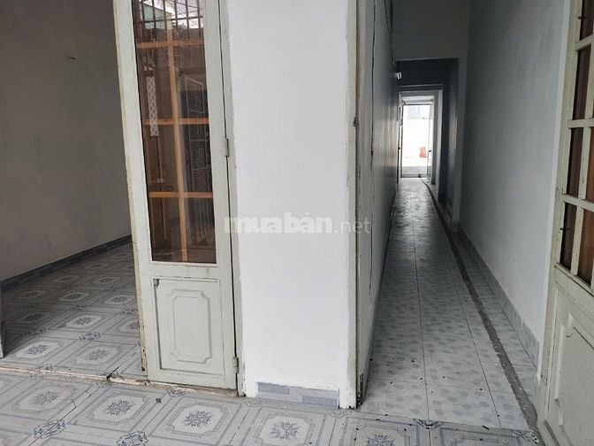 Bán nhà hẻm 1 trệt, 1 lầu chính chủ khu vực trung tâm quận 12