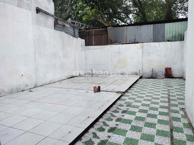 Bán nhà hẻm 1 trệt, 1 lầu chính chủ khu vực trung tâm quận 12