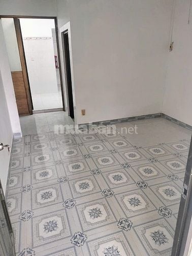 Bán nhà hẻm 1 trệt, 1 lầu chính chủ khu vực trung tâm quận 12