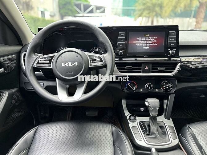 Kia Seltos 1.6 Deluxe 2023 - 49000 km