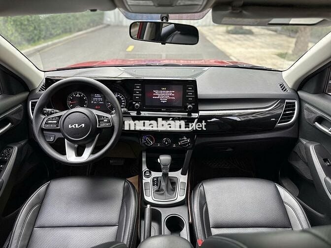 Kia Seltos 1.6 Deluxe 2023 - 49000 km