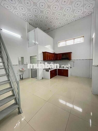 Nhà 5x16m 2 phòng hẻm 115 CMT8