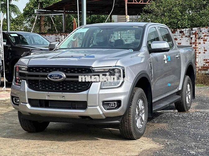 Ranger XLS hỗ trợ 100% lệ phí trước bạ