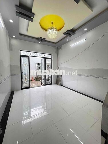 Nhà lầu 2 phòng 1 máy lạnh gần chợ Cầu Ván