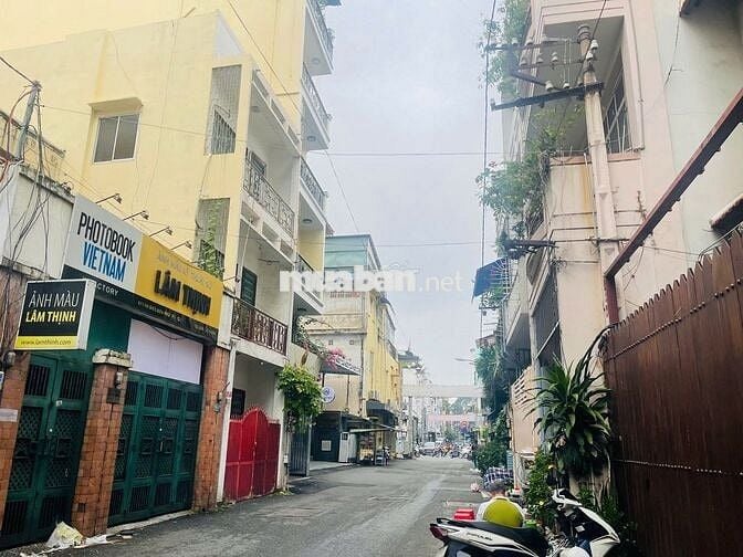 Diện tích 9x24m- Mặt bằng 611 Điện Biên Phủ,Quận 3- Riêng biệt, Giá 3x