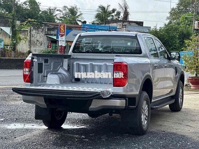 Ranger XLS hỗ trợ 100% lệ phí trước bạ