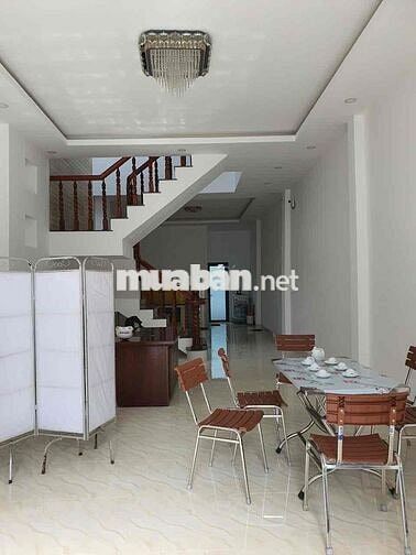 Cho thuê nhà mới mặt tiền Nguyễn Thị Tính