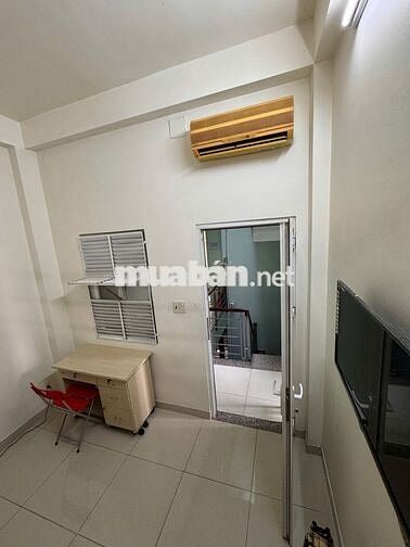 Phòng đẹp trung tâm Q1 – có bếp riêng, gác, full nội thất 5.5tr