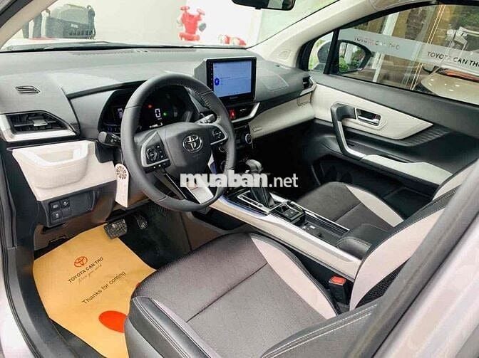 Toyota Veloz Cross Top 2025 - 15.000 km