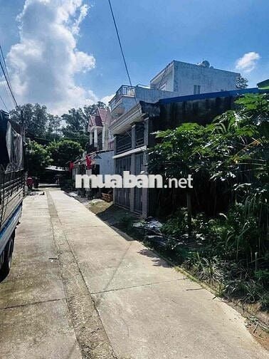 Cần bán lô đất ngộp ngay cổng quân đội, khu dân cư, chùa Phổ Quang