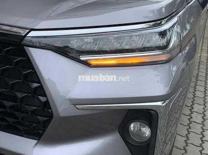 Toyota Veloz Cross Top 2025 - 15.000 km