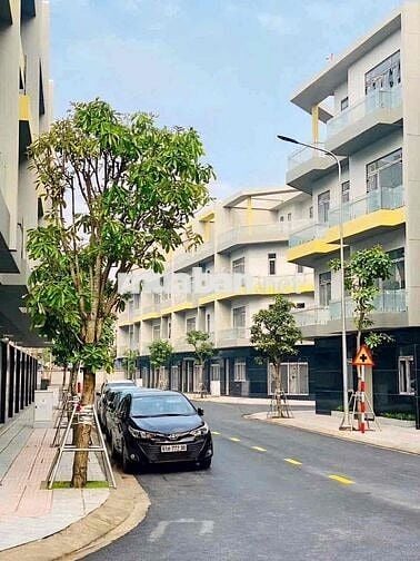 NHÀ PHỐ LIỀN KỀ  - ĐÃ CÓ SỔ - GIÁ 6TỶ - HỖ TRỢ HOÀN THIỆN 500tr