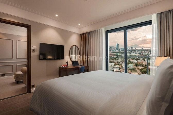 Căn góc 100m2 ALtara suites view biển Mỹ Khê, dòng tiền 35tr/tháng