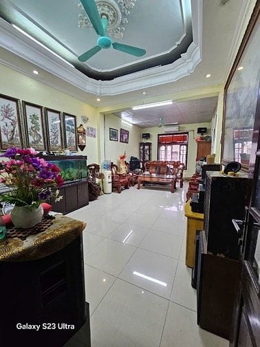 Bán nhà chính chủ full sổ mặt phố Bùi Xương Trạch