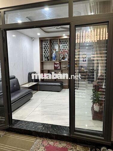 BÁN NHÀ QUẬN 7, NGANG 9M, DIỆN TÍCH 101M2, 4 TẦNG, SHR, HƠN 12 TỶ