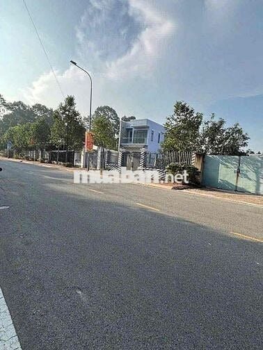 Đất mặt tiền Mạc Đỉnh Chi – P. Tân An, TDM Giá chỉ 2 tỷ 2xx