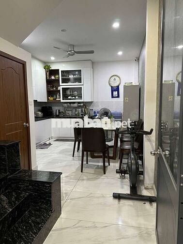 BÁN NHÀ QUẬN 7, NGANG 9M, DIỆN TÍCH 101M2, 4 TẦNG, SHR, HƠN 12 TỶ