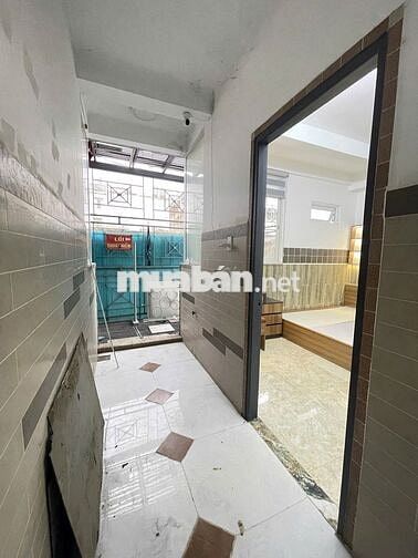 Phòng mới 100% Full NT 35m2 Cửa sổ thoáng Nguyễn Công Hoan gần Q1, Q3