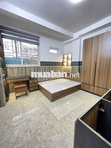 Phòng mới 100% Full NT 35m2 Cửa sổ thoáng Nguyễn Công Hoan gần Q1, Q3