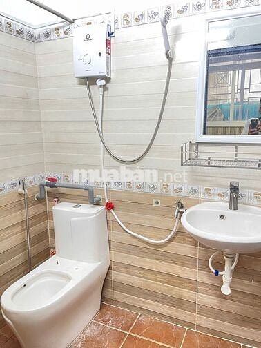 Phòng mới 100% Full NT 35m2 Cửa sổ thoáng Nguyễn Công Hoan gần Q1, Q3