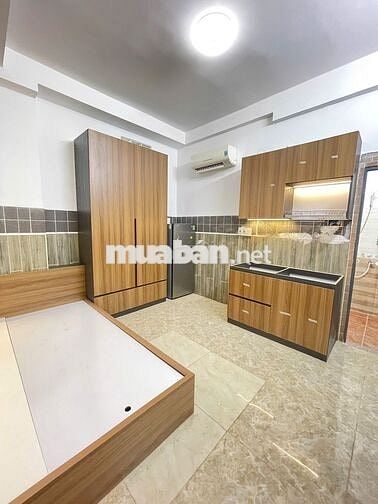 Phòng mới 100% Full NT 35m2 Cửa sổ thoáng Nguyễn Công Hoan gần Q1, Q3