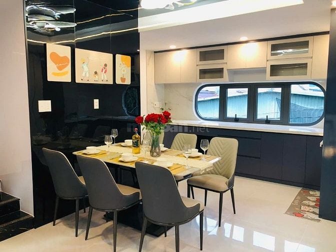 Bán nhà Nguyễn Ảnh Thủ Quận 12 – Hẻm xe hơi 8m, 4PN, full nội thất cao