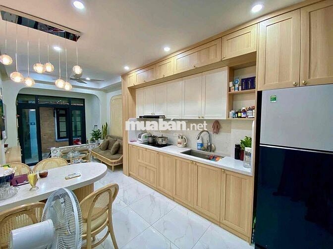 PHÁO ĐÀI LÁNG 36M2 - NGÕ RỘNG FULL NỘI THẤT CHỈ 9,6 TỶ PHÁO ĐÀI LÁNG 36M2 - NGÕ RỘNG FULL NỘI THẤT CHỈ 9,6 TỶ