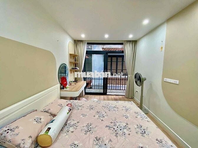 PHÁO ĐÀI LÁNG 36M2 - NGÕ RỘNG FULL NỘI THẤT CHỈ 9,6 TỶ PHÁO ĐÀI LÁNG 36M2 - NGÕ RỘNG FULL NỘI THẤT CHỈ 9,6 TỶ