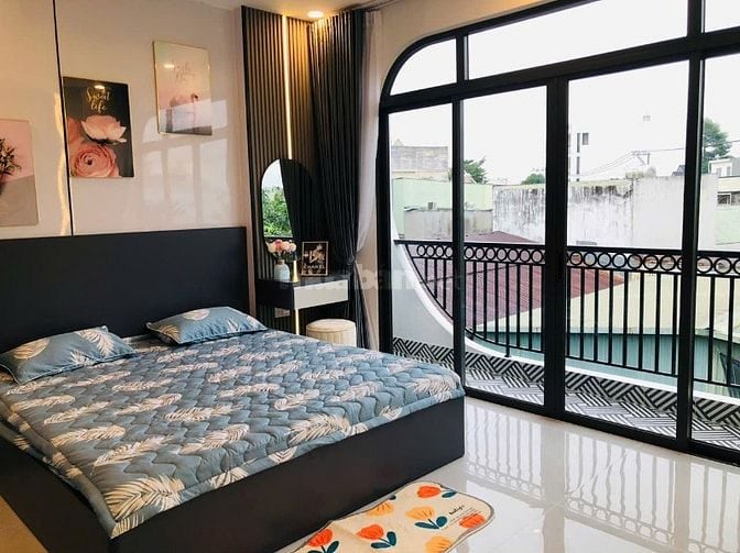 Bán nhà Nguyễn Ảnh Thủ Quận 12 – Hẻm xe hơi 8m, 4PN, full nội thất cao