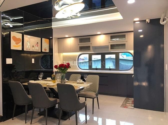 Bán nhà Nguyễn Ảnh Thủ Quận 12 – Hẻm xe hơi 8m, 4PN, full nội thất cao