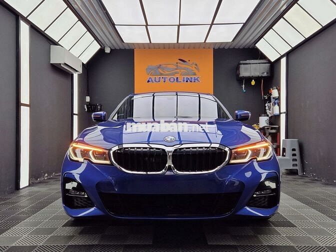 BMW 3 Series model 2022 330i M Sport - 42000 km