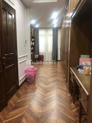 Hiếm! Bán mặt tiền Lý Thái Tổ Q3 - DT 4x20m 6 tầng HĐ 55tr - giá 21 tỷ