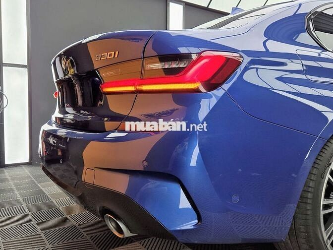 BMW 3 Series model 2022 330i M Sport - 42000 km