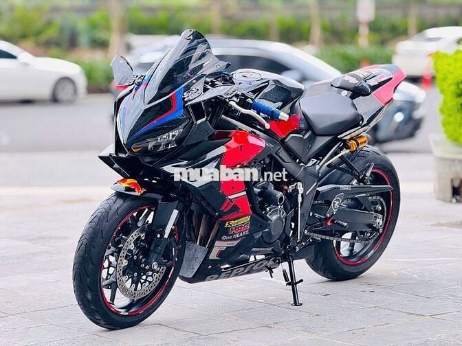 Mạnh Hà Motor bán cbr650r dk 2024 full đồ chơi xịn