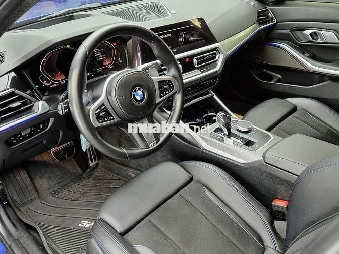 BMW 3 Series model 2022 330i M Sport - 42000 km