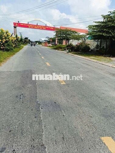 🍀Đất lúa Đc lên fui thổ cư.Dt 1000m giá 2ty7 mặt tiền 818 thủthừa L.A