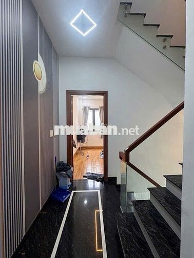 NHÀ HẺM VIP HƯƠNG LỘ 2, MỚI ĐẸP  60M2, 5 TẦNG BTCT, CHỈ CÓ 6 TỶ.