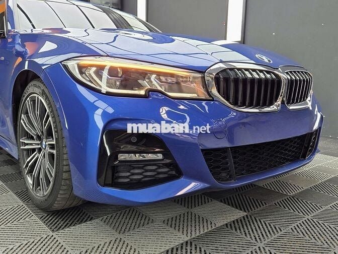 BMW 3 Series model 2022 330i M Sport - 42000 km