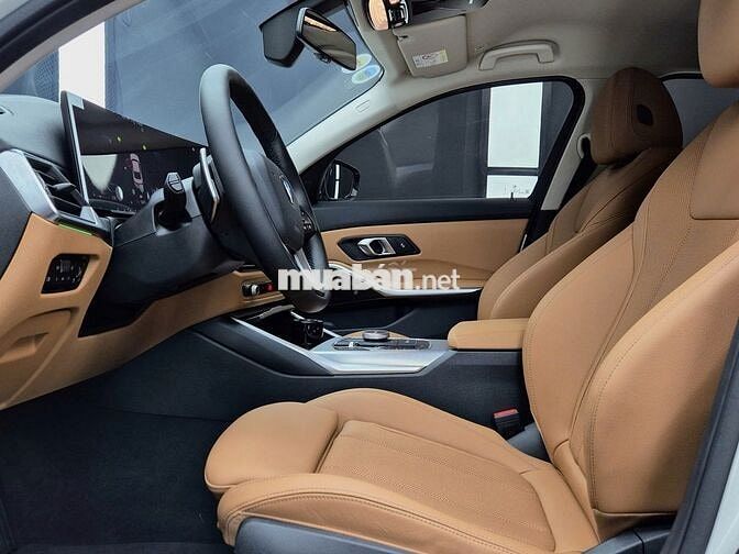 BMW 320i Sport Line model 2025 - 12000 km